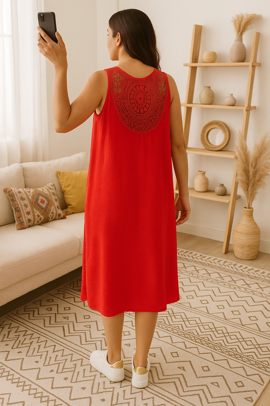 Robe dentelle dos rouge